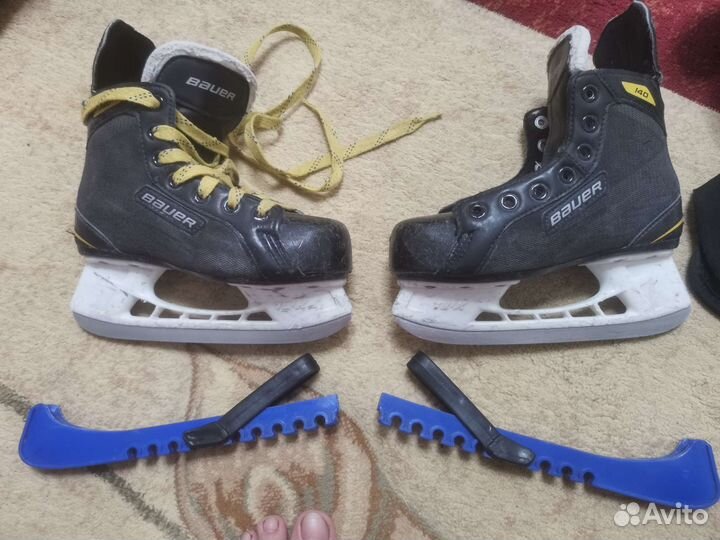 Хоккейные коньки bauer