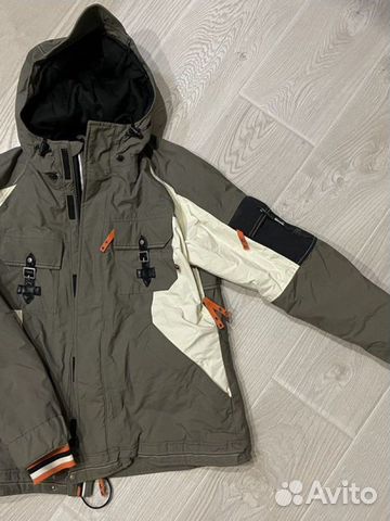 Куртка горнолыжная