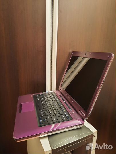 Новый Sony Vaio. Видео GF9300M на 2гб. аккум 2 час