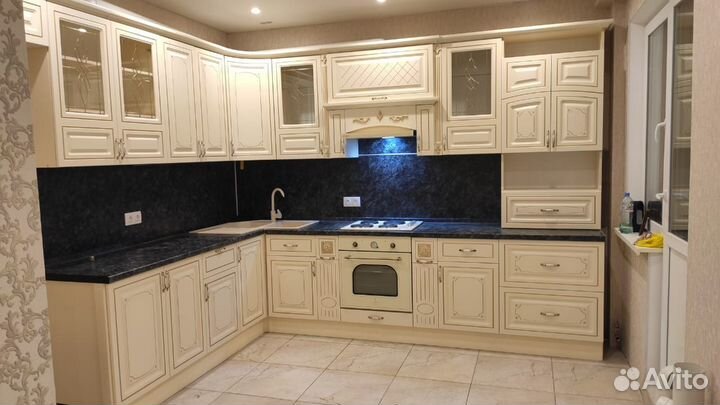 Кухня классика, фасады мдф, цена за метр