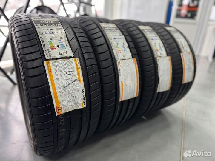 Marshal MU12 245/45 R19 и 275/40 R19 102Y