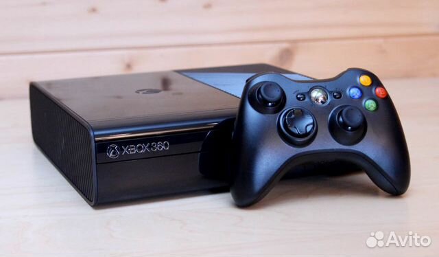 Игровая приставка Xbox 360E (последняя версия)