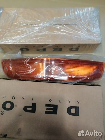 Указатель поворота Toyota-Corolla 100