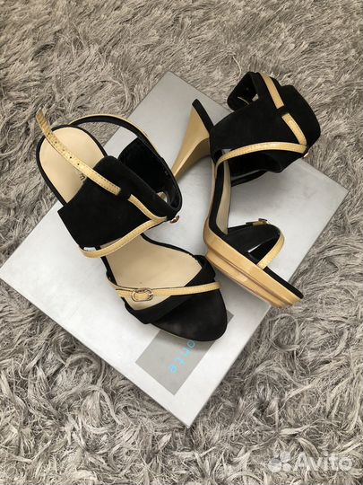 Босоножки женские 39 размер ElMonte