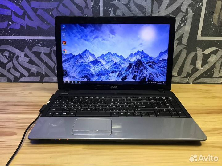 Шустрый ноутбук Acer SSD/Intel/6Gb