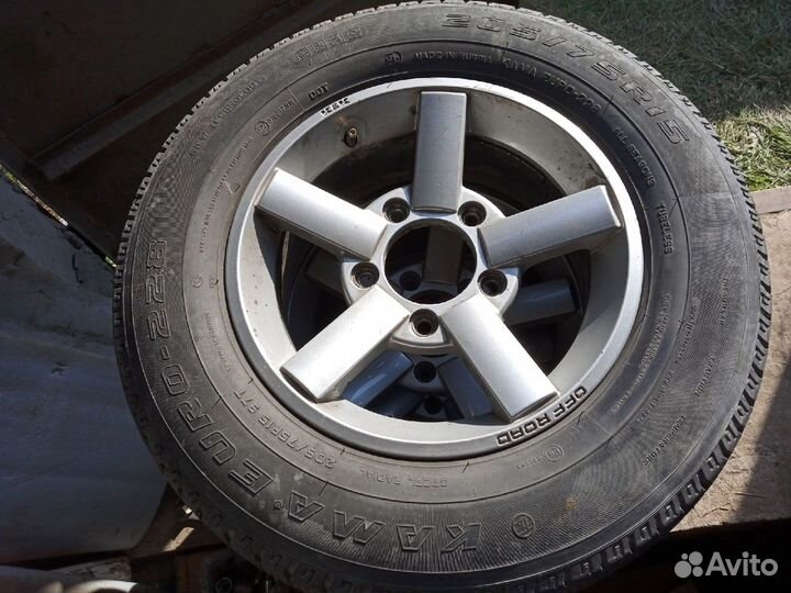 Комплект колес на 15 Нива