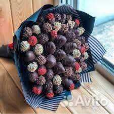 Мужской букет из клубники в шоколаде