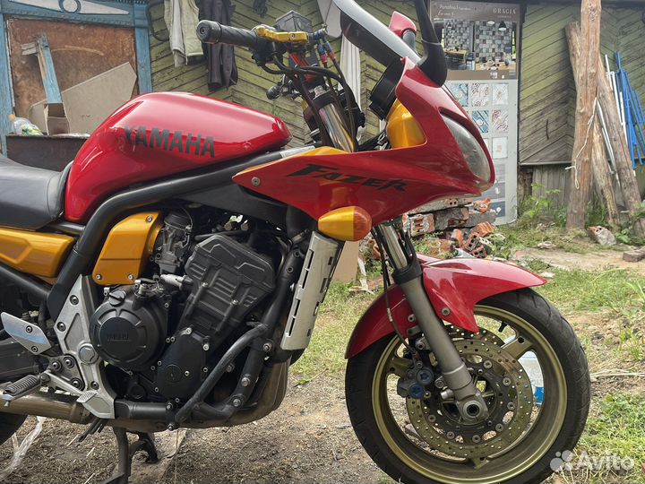 Yamaha FZS1000