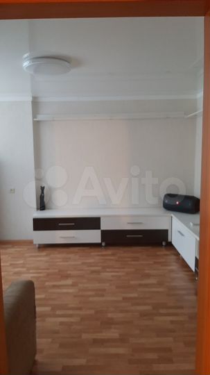 3-к. квартира, 72 м², 1/5 эт.