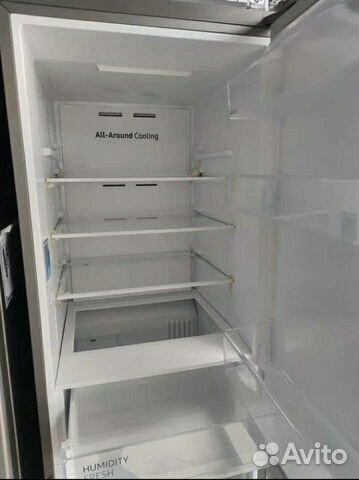 Холодильник Samsung новый