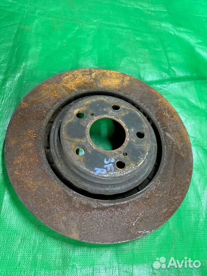 Тормозной диск передний правый Lexus Rx450 GYL10