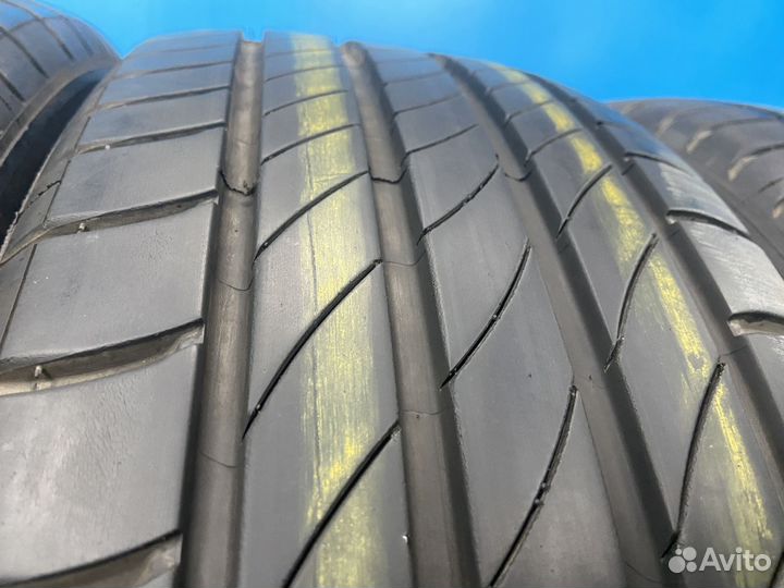 Michelin Primacy 4 215/60 R17 97H