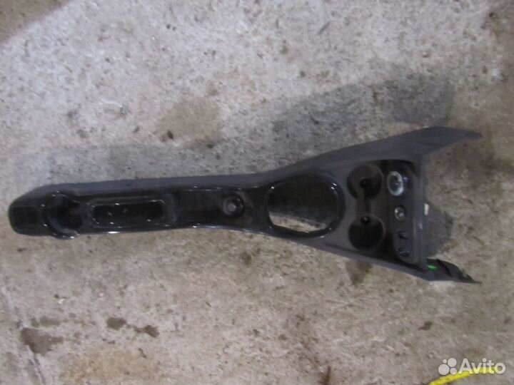 Консоль Terrano III 2014);Duster 2012) 969100077r