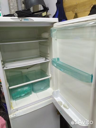 Продам холодильник на запчасти