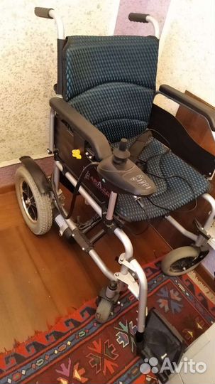Инвалидная коляска с электроприводом