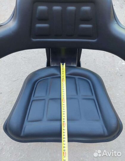 Сиденье с подлокотником