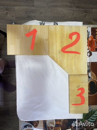 Деревянные полочки в клетку