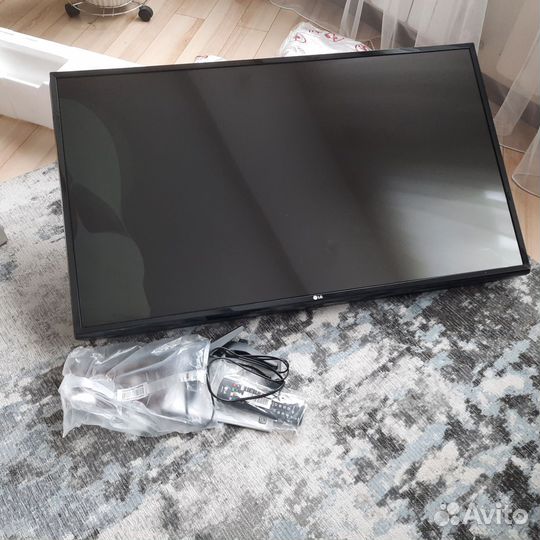 Телевизор lg на запчасти с новым пультом