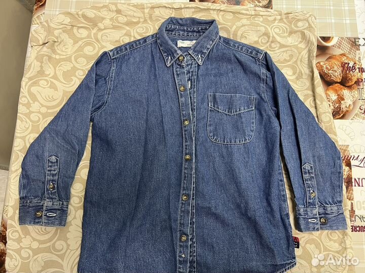 Джинсовая рубашка