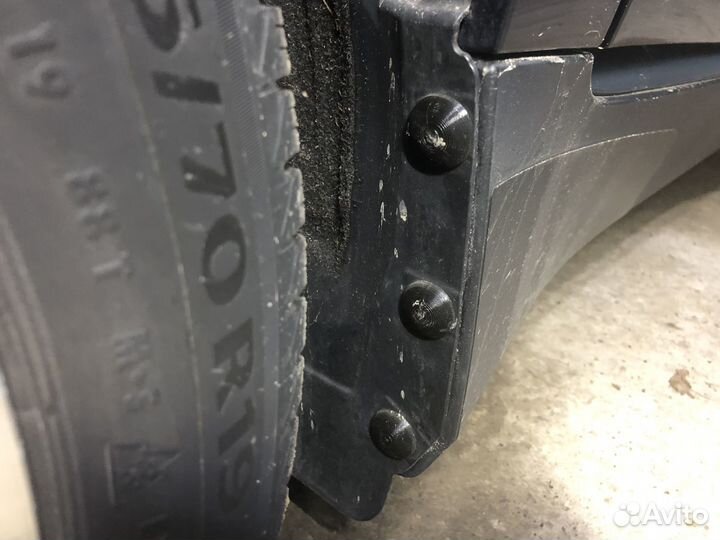 Защитные колпачки на болты в арках для BMW i3, i3s