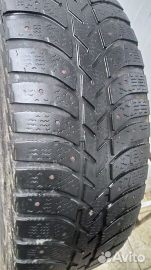 Bridgestone Ice Cruiser 5000 235/65 R17 108T
