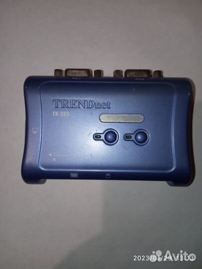 KVM Switch TK-205