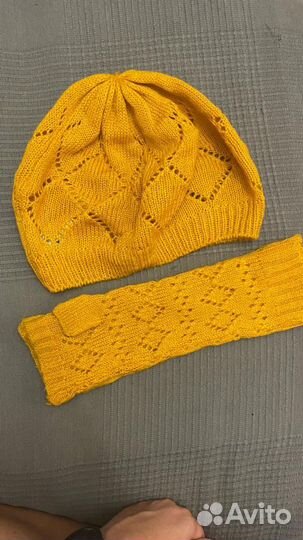 Берет и митенки h&m