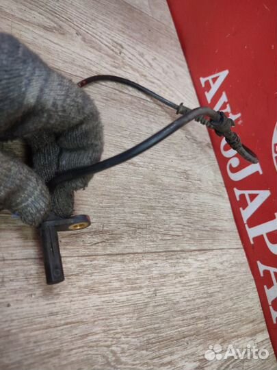 Датчик abs передний левый Mercedes-Benz C W203