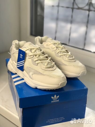 Кроссовки Adidas Ozweego женские