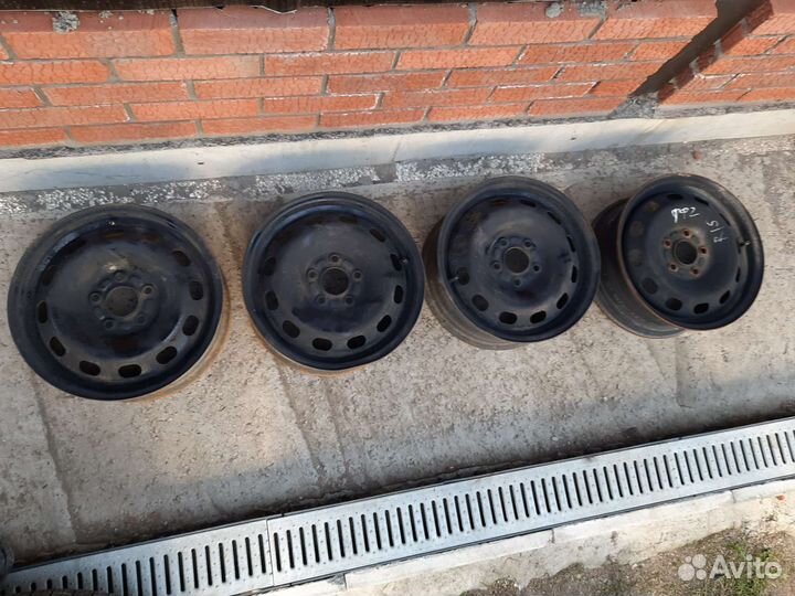 Штампованные диски Ford R15