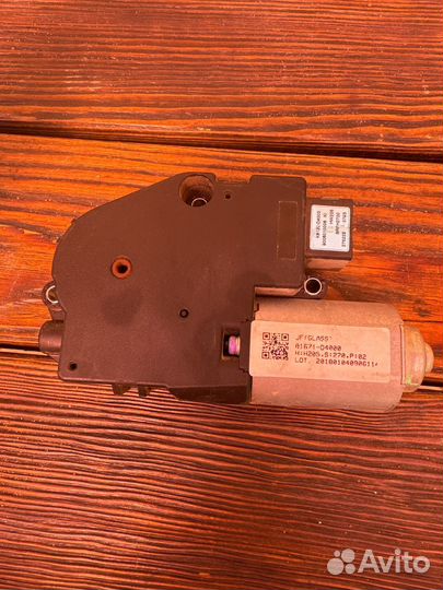 Моторчик люка kia optima 4