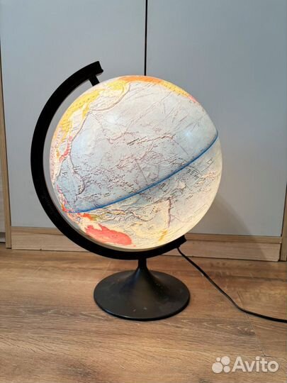 Глобус с подсветкой 32
