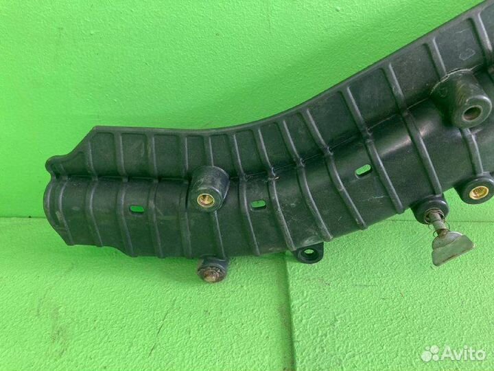 Кронштейн шумоизоляции двигателя DAF XF106