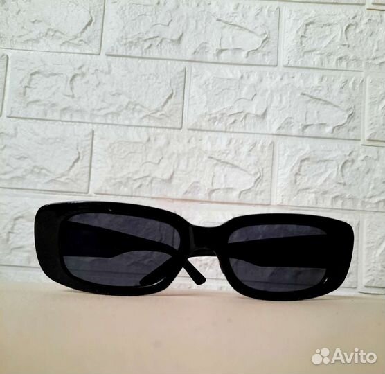 Солнцезащитные очки