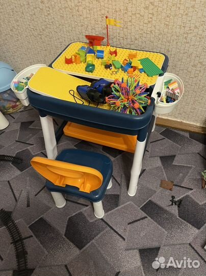 Игрушка детский столик