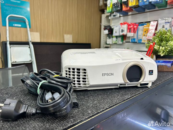 Проектор Epson EH-TW5300
