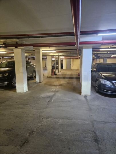 Машиноместо, 16 м²