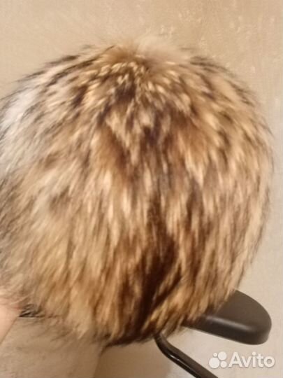 Шапка женская из енота