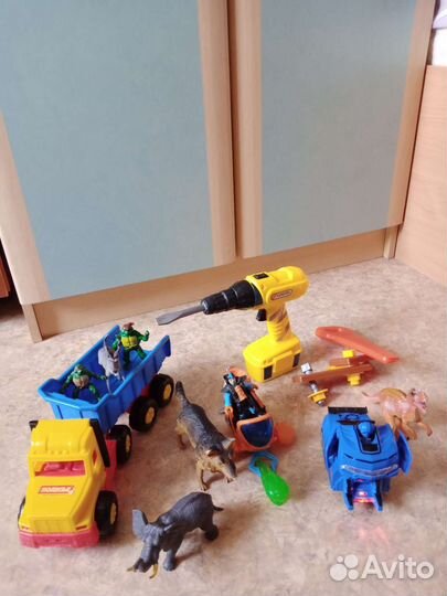 Детские игрушки пакетом для мальчика