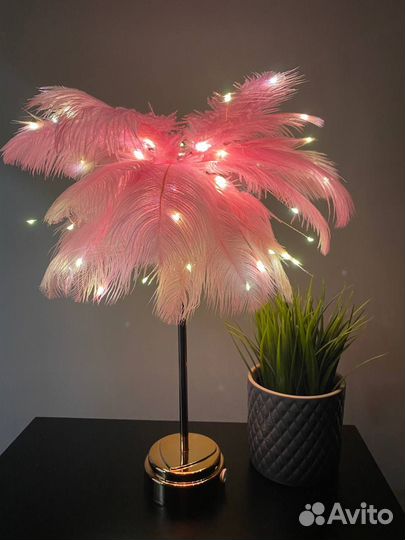 Светильник (ночник) настольный, розовый