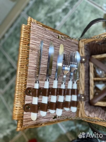 Корзина плетеная для пикника