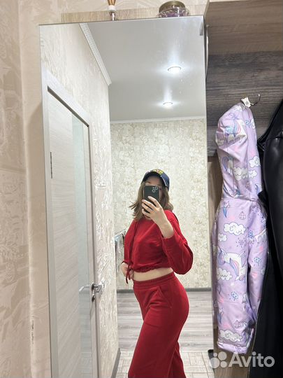 Женский костюм