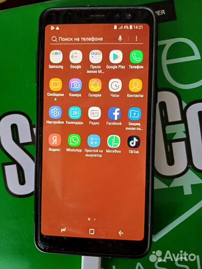 Samsung Galaxy A8 (2018), 4/32 ГБ