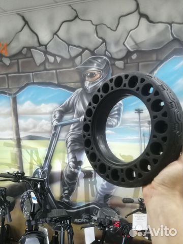 Покрышка литая для электросамоката