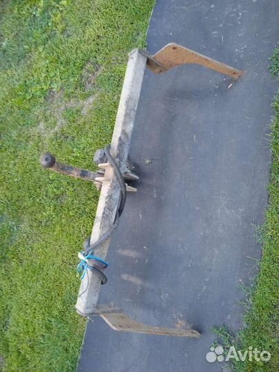 Фаркоп на Рено Дастер