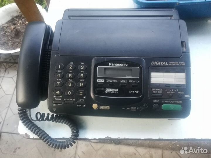 Факс Panasonic KX-F780