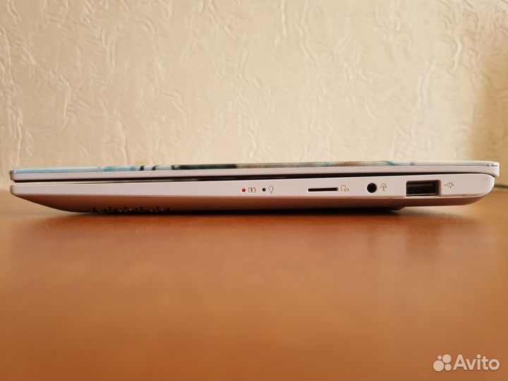 Asus VivoBook S13 S330U