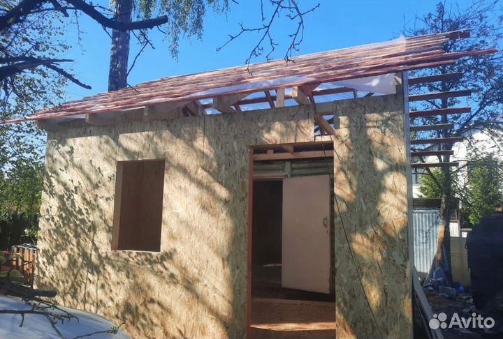 Бригада строителей