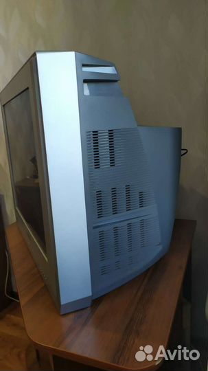 Телевизор samsung