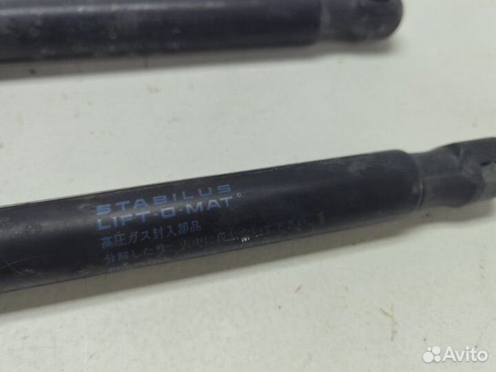 Амортизатор крышки багажника Mazda Mazda 6 GG LFF7